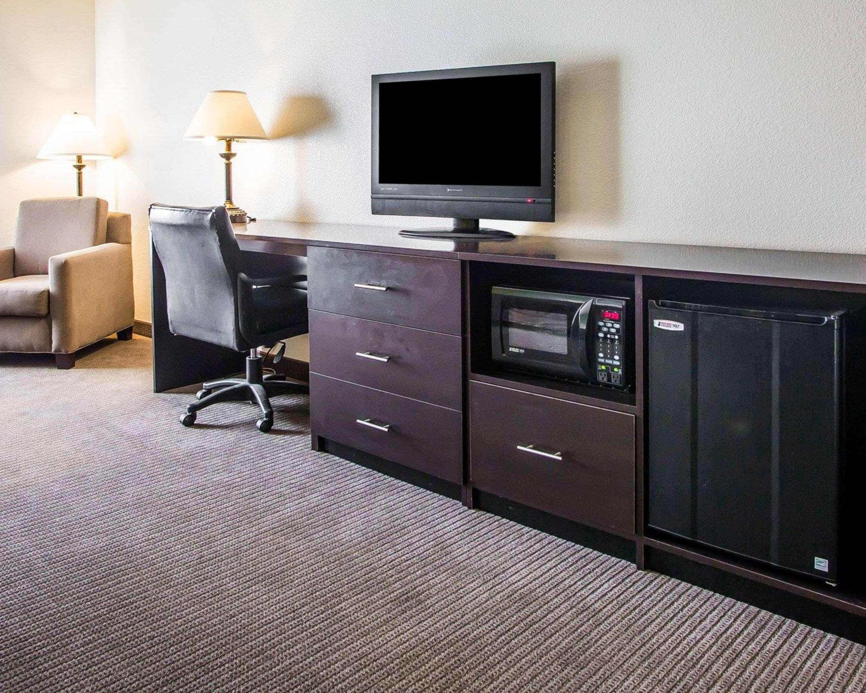 Sleep Inn&Suites Wisconsin Rapids Buitenkant foto