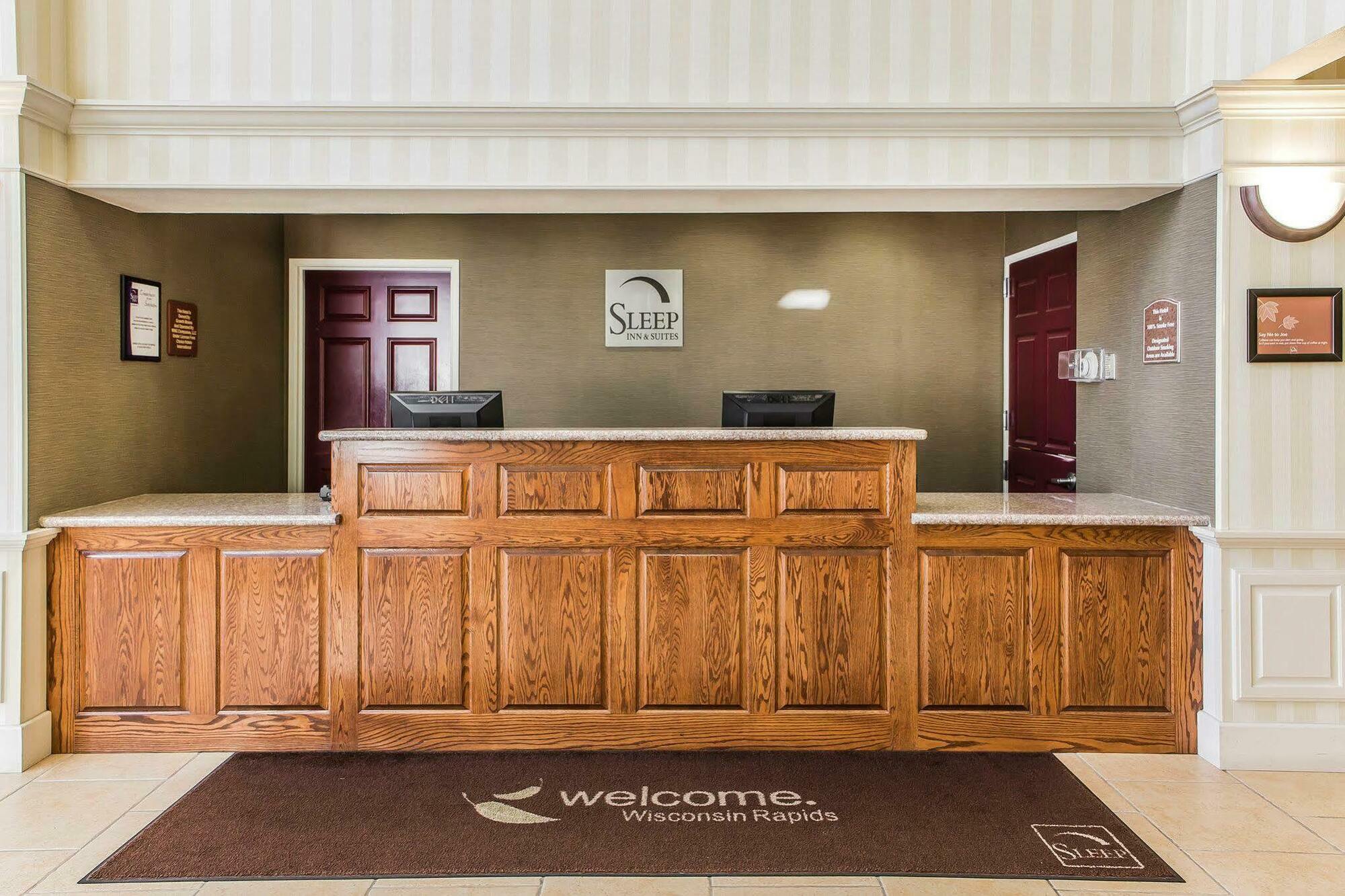 Sleep Inn&Suites Wisconsin Rapids Buitenkant foto